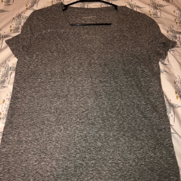 Gray Universal Thread V neck - Picture 1 of 3